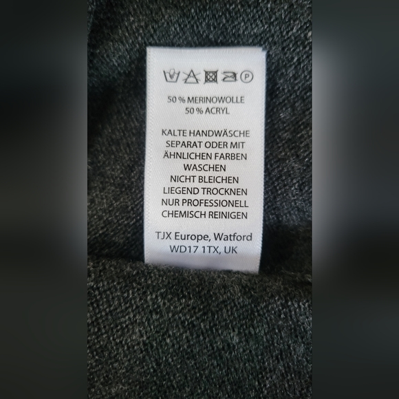 Cynthia Rowley merino hooded sweater vest - Picture 5 of 5